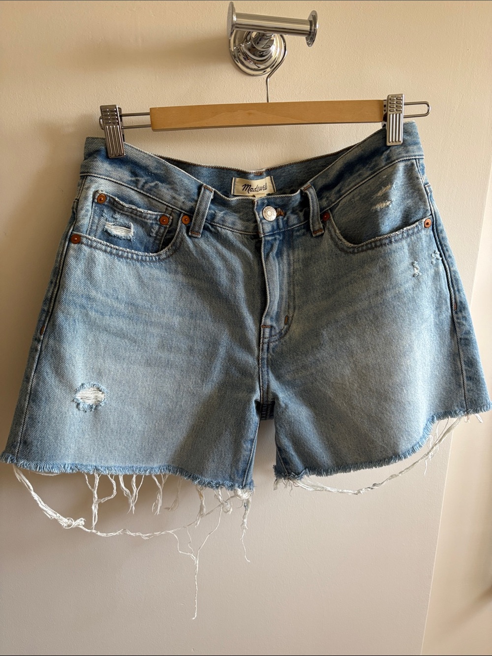 Madewell Light Wash Distressed jean Denim Cutoff Shorts size 25